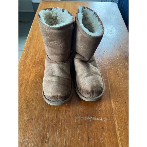 Ugg classic short camel suede boots 5 - Picture 1 of 6
